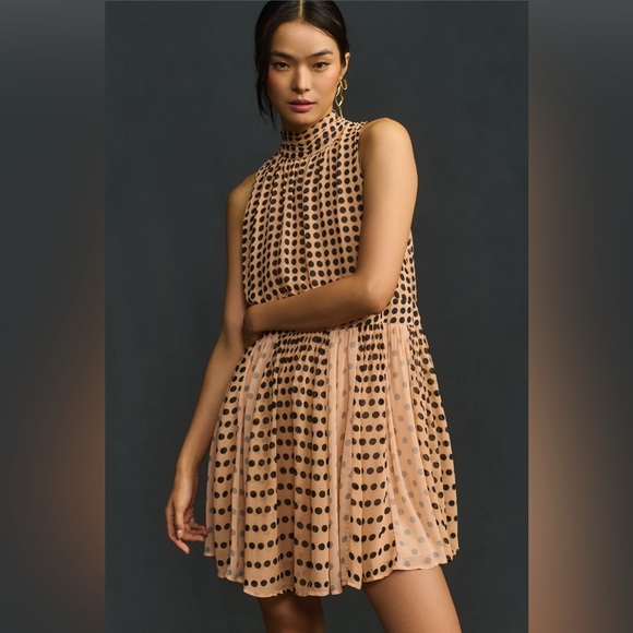 Anthropologie Dresses & Skirts - NWT Anthropologie Sleeveless Mini Dress in Pinkish/Tan and Black Polka Dots L